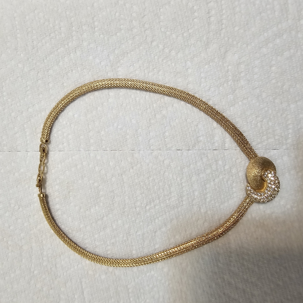 Dior Gold Necklace Elegant Jewelry Piece
